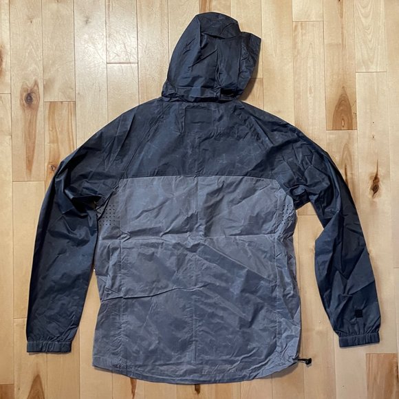 Men's Windbreaker - Picture 5 of 6
